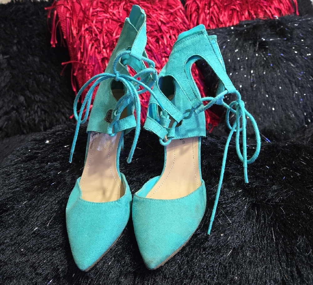 Elegant Teal Women's Heels